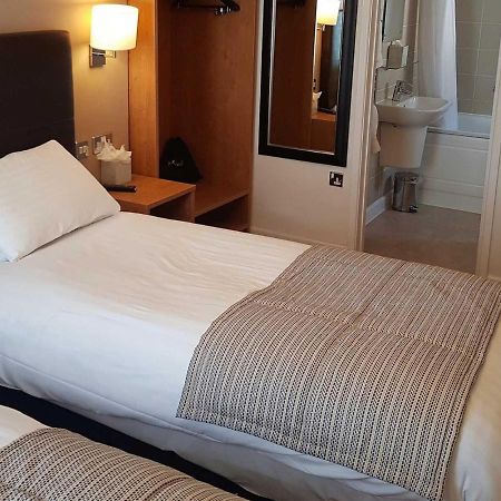 The Wellington Hotel Brecon Eksteriør billede