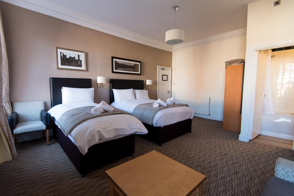 The Wellington Hotel Brecon Eksteriør billede