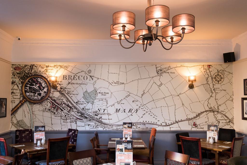 The Wellington Hotel Brecon Eksteriør billede