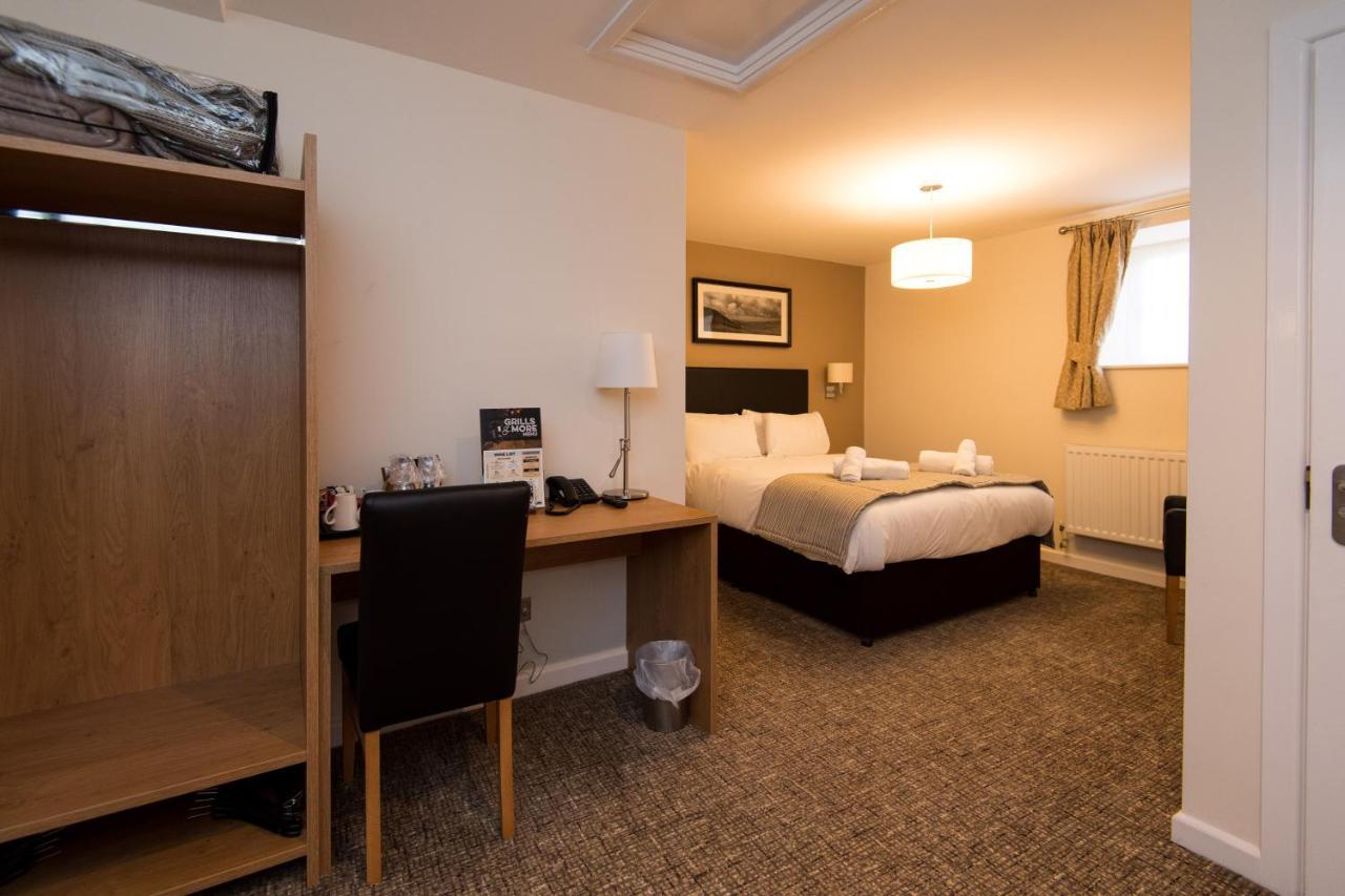 The Wellington Hotel Brecon Eksteriør billede