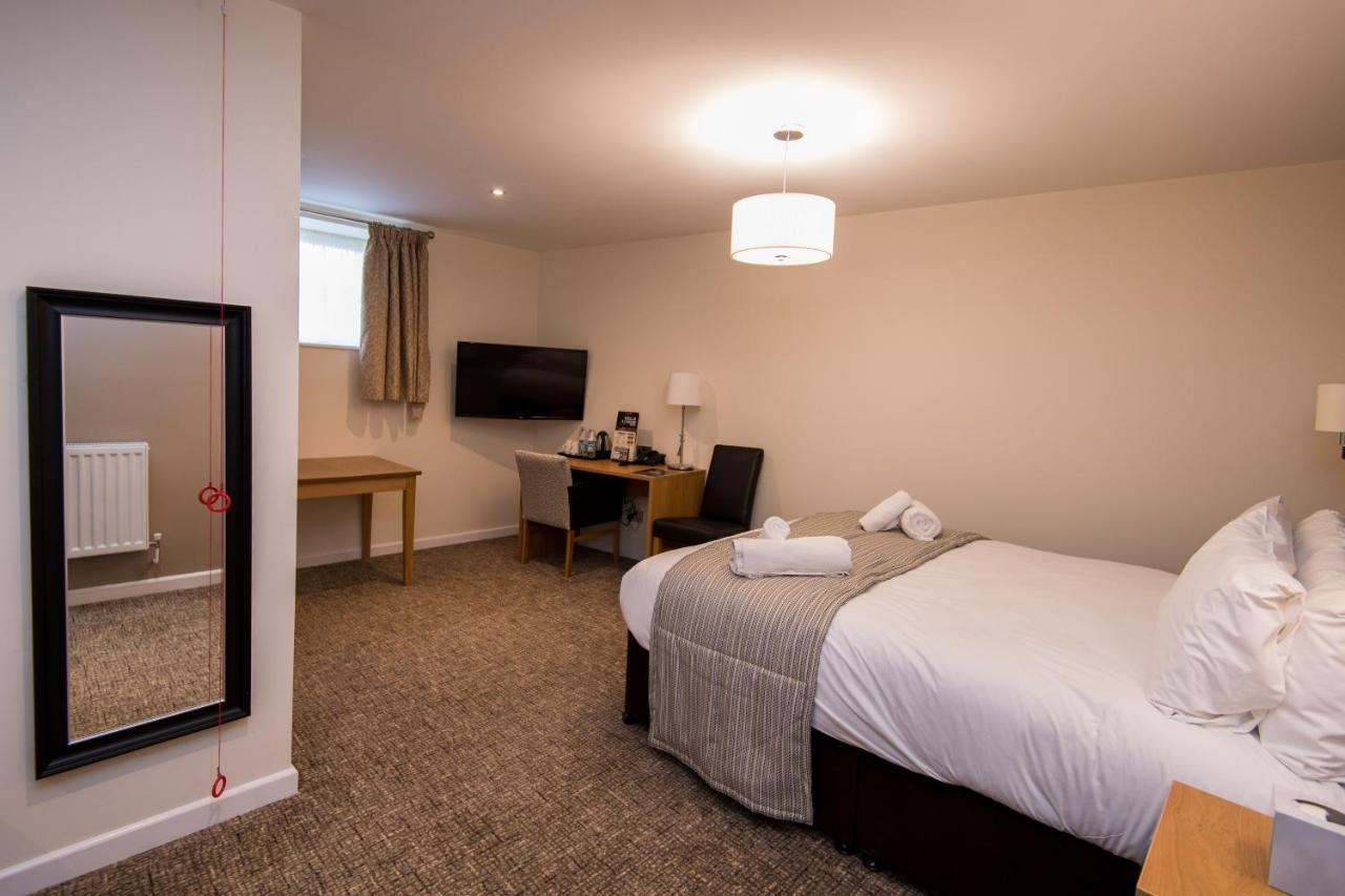 The Wellington Hotel Brecon Eksteriør billede